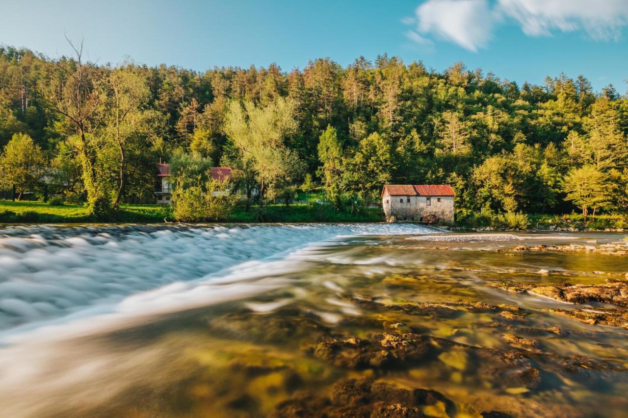 Glamping Kolpa Resort Gradac Екстер'єр фото