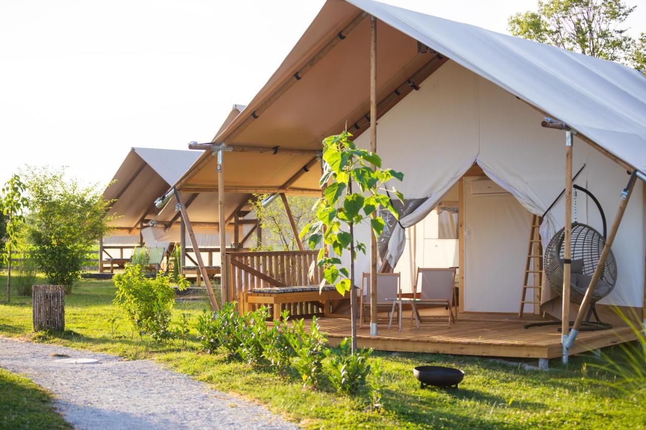 Glamping Kolpa Resort Gradac Екстер'єр фото