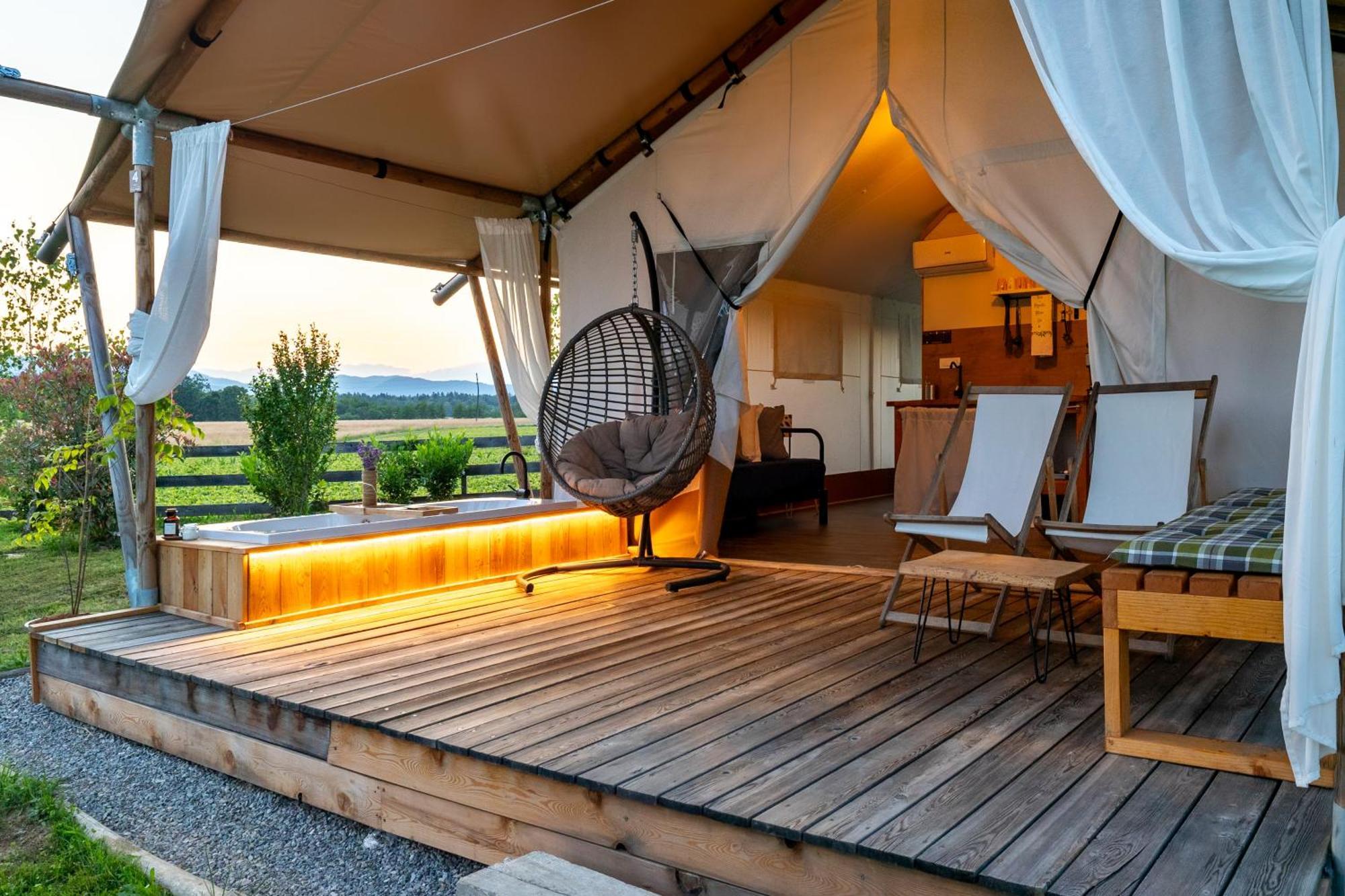 Glamping Kolpa Resort Gradac Екстер'єр фото