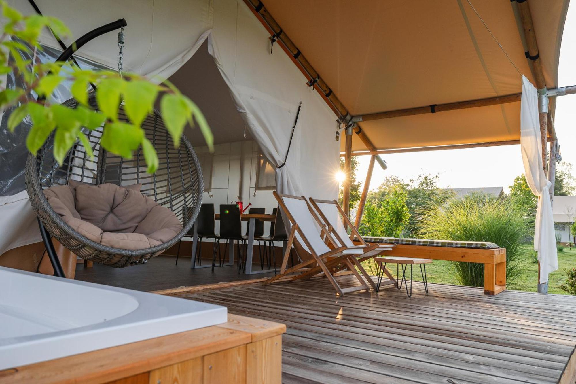 Glamping Kolpa Resort Gradac Екстер'єр фото