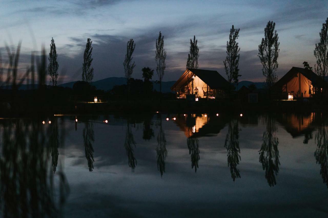 Glamping Kolpa Resort Gradac Екстер'єр фото